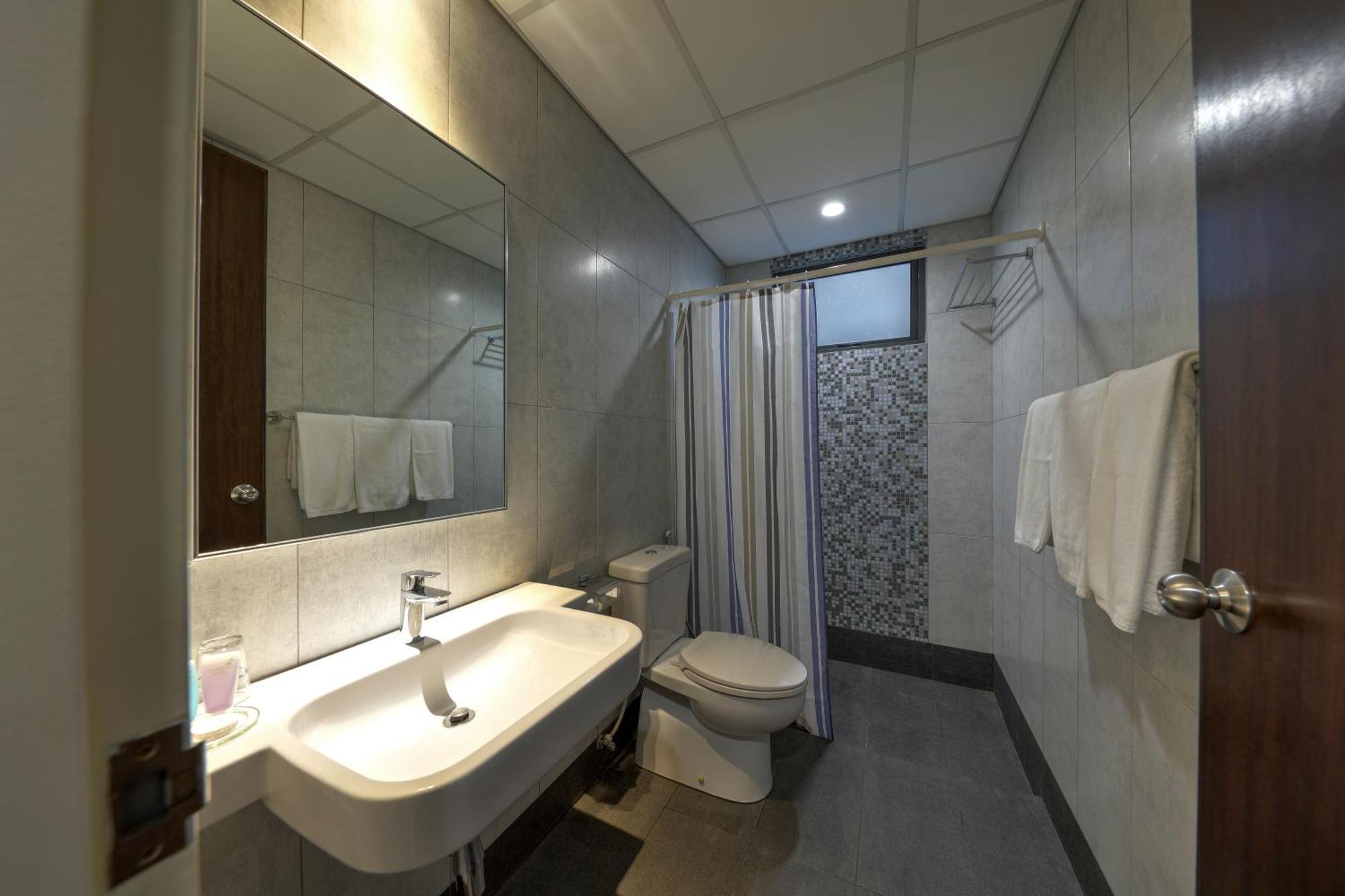 Acappella Suite Hotel, Shah Alam Pokoj fotografie